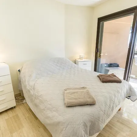 A 2min De La Plage - Lanapoule Apartment *